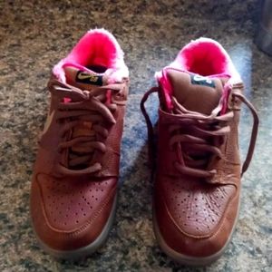 Nike Dunk SB Gibson Guitar Shoes Case size 12 men